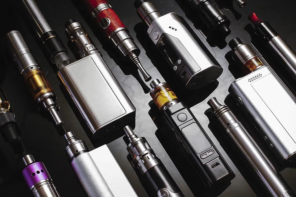 Vape Pens vs Box Mods | Which Device Is Right? Vape Pens vs Box Mods | Which Device Is Right?