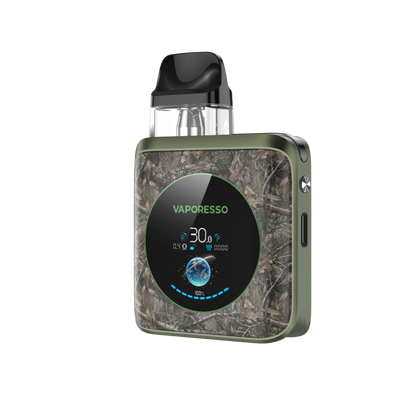 VAPORESSO XROS 4 Nano vape in camouflage, featuring TFT screen, 30W output, and VAPORESSO branding.